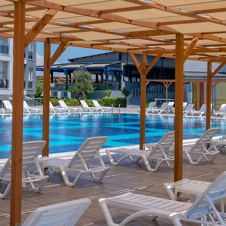 Royal Towers Lara Hotel Kemeragzi
